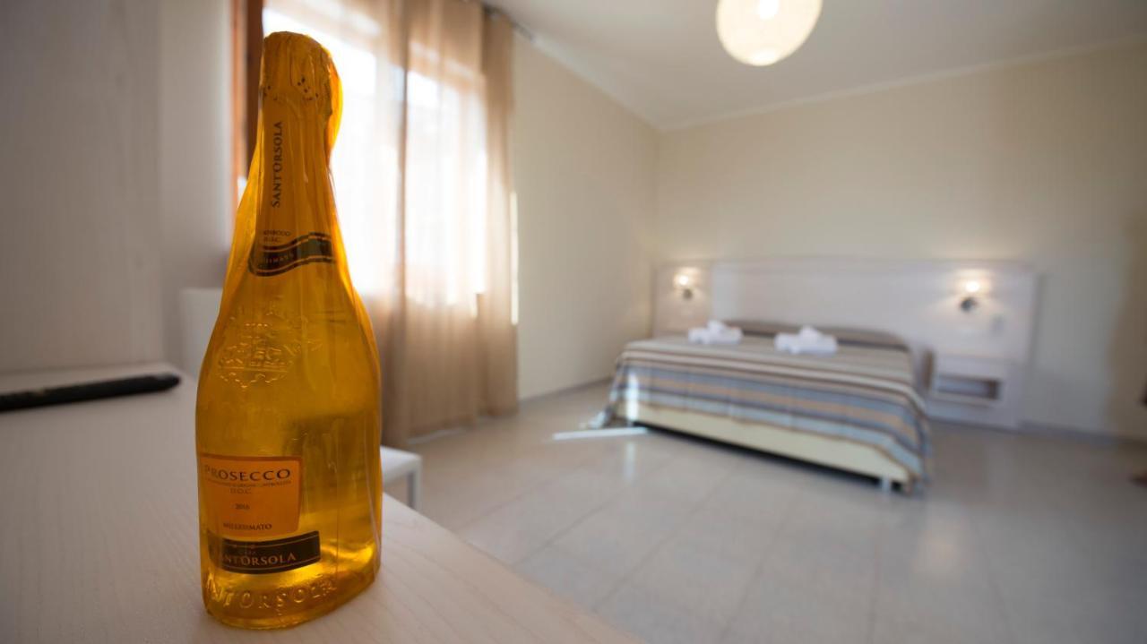 Donna Rosa Accommodation Tropea Exterior foto